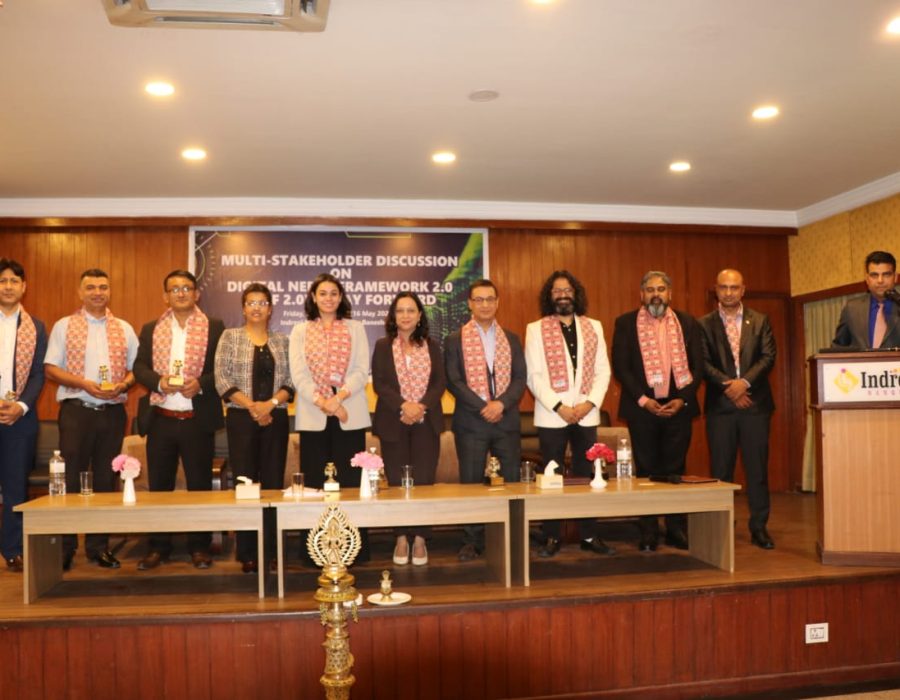 मन्त्रालयकै कर्मचारीहरुबाट सहयोग नपाएको सञ्चार मन्त्री गुरुङको गुनासो