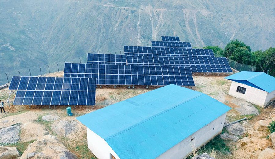 सौर्य ऊर्जाबाट विद्युत् उत्पादन