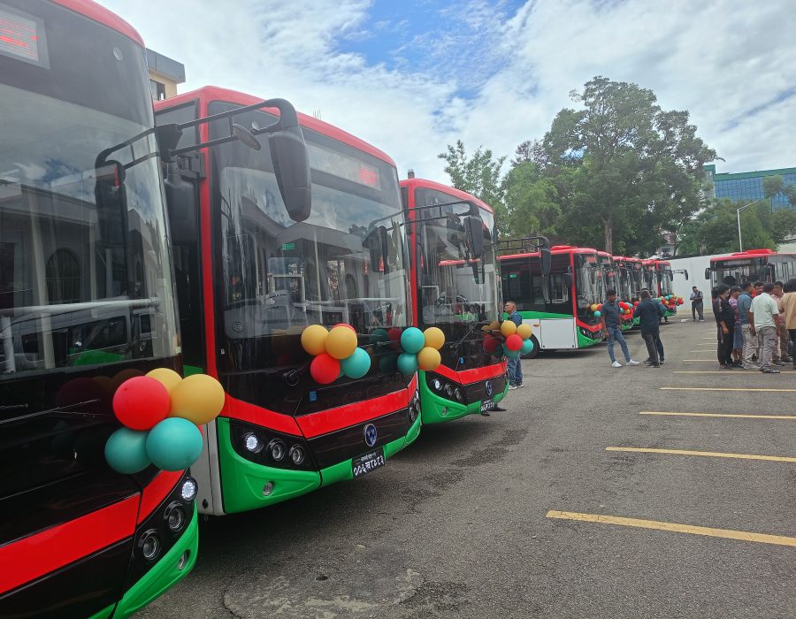 महानगर यातायातद्वारा विद्युतीय बस सेवा शुभारम्भ