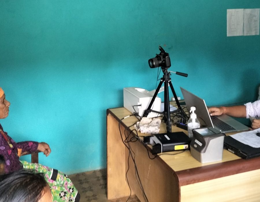 दोगडाकेदारमा दर्ता शिविरमार्फत राष्ट्रिय परिचयपत्र