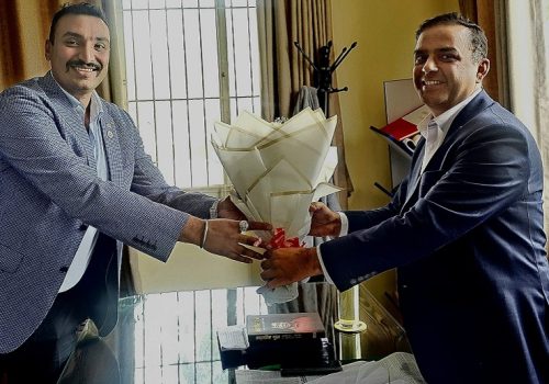 नाडा अटोमोबाइल्सका प्रतिनिधिद्वारा यातायात व्यवस्था विभागका महानिर्देशकसँग छलफल