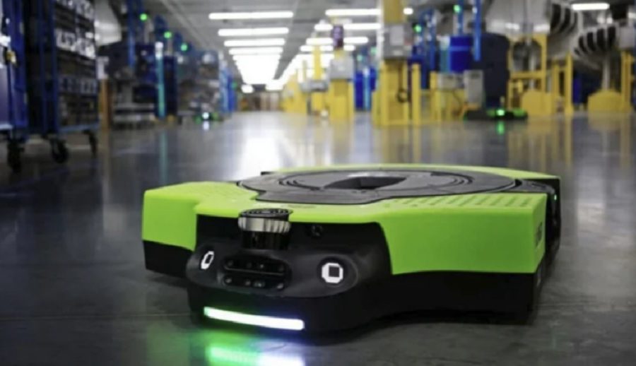 अमेजनले आफ्ना गोदामहरूमा दस लाख रोबोटहरू प्रयोग गर्दै