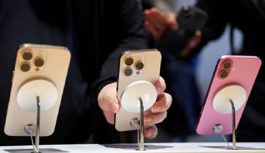 १८ वर्षीया युवतीलाई १७ हजार पाउन्डको आईफोन चोरीको आरोपमा मुद्दा दायर