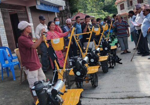 किसानलाई प्रविधिमैत्री बनाउन अनुदानमा हाते ट्र्याक्टर
