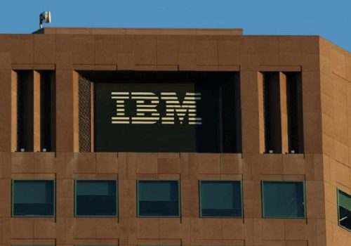 आईबीएमले चौथो त्रैमासिकमा आफ्ना केहि प्रतिशत कर्मचारीहरू हटाउने