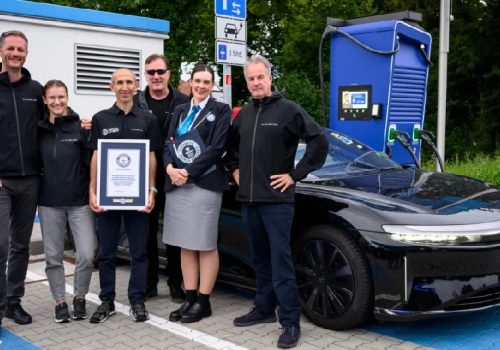 लुसिड एयर ग्राण्ड टुरिङद्वारा एक पटकको चार्जमा १ हजार २०५ किलोमिटरको नयाँ विश्व रेकर्ड कायम