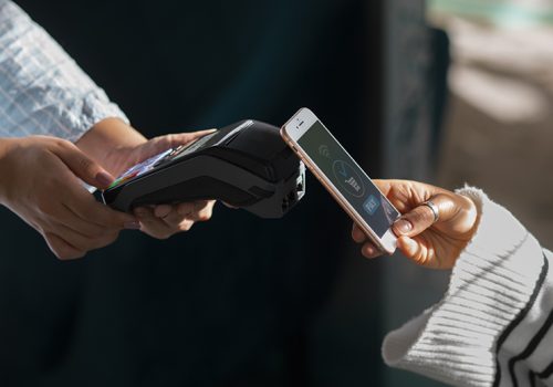 मोबाइल फोन प्रविधिले विकासशील अर्थतन्त्रहरूमा बचत वृद्धिलाई शक्ति प्रदान गर्दै