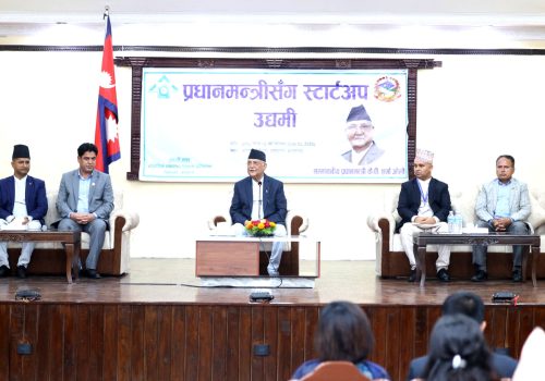 उद्यमीमाझ प्रधानमन्त्री : ‘नेपाल बन्छ, गरेर देखाऔँ’