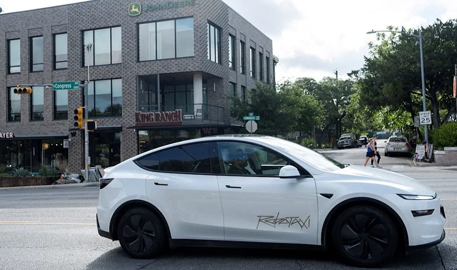 टेस्लाले पायो रोबोट्याक्सी सञ्चालनका लागि एरिजोनाको नियामकबाट राइड हेलिङ अनुमति