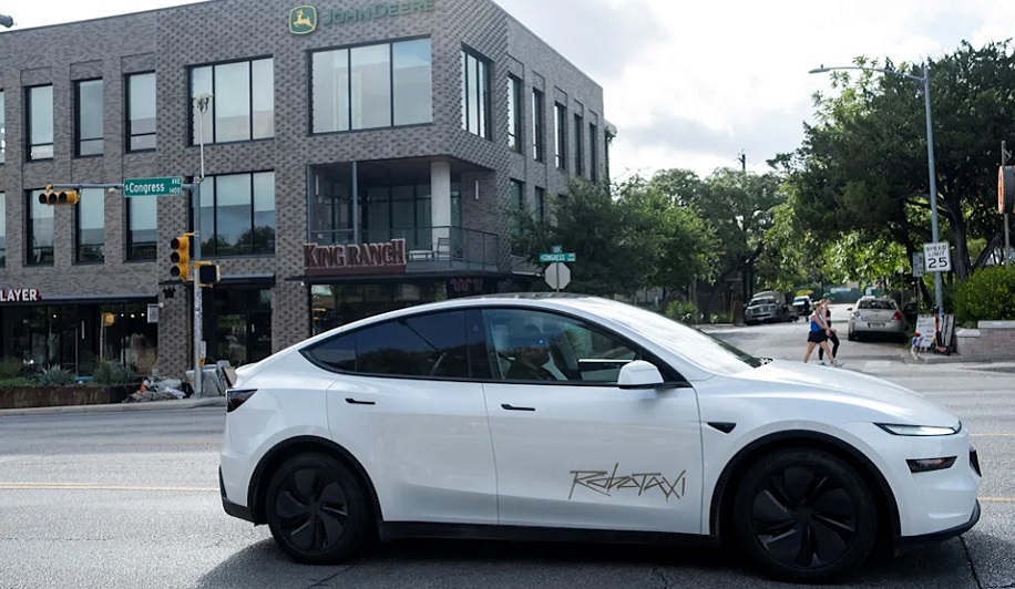 अमेरिकाको नेभाडा राज्यमा स्वचालित सवारी प्रविधि परीक्षण सुरु गर्ने टेस्लाको तयारी