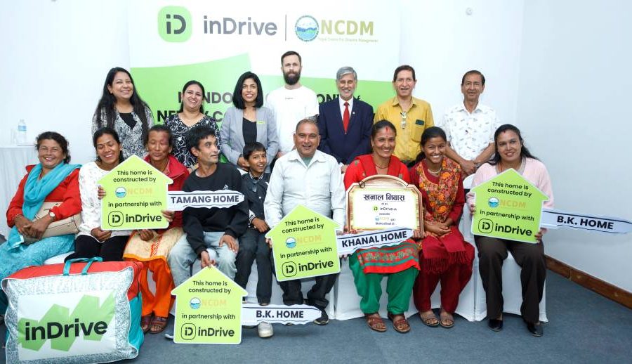 इनड्राइभले नेपालमा बाढी र पहिरोबाट पीडितहरूलाई घरहरू हस्तान्तरण गर्यो