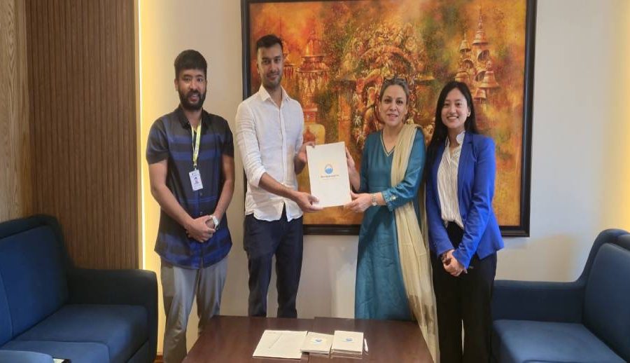 हिमालयन एभरेष्ट इन्स्योरेन्सले गर्यो डोको रिसाइक्लर्ससँग सहकार्य