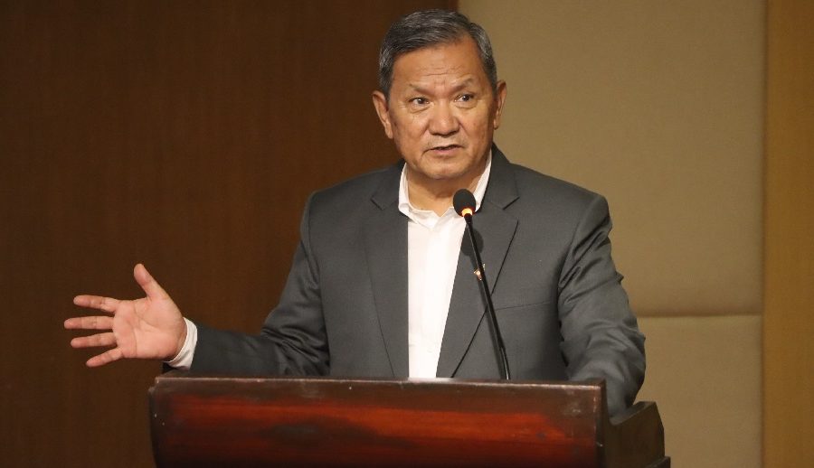 मेटाले नेपालको संविधान र कानुन मान्दैनौँ भन्ने जवाफ दिएको छ: सञ्चार मन्त्री गुरुङ