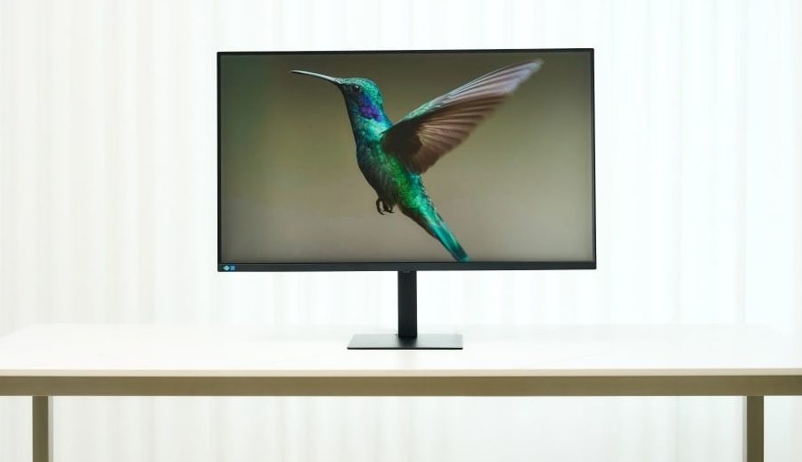 सामसङ भ्यूफिनिटी एस८ ३७–इन्च मनिटर सार्वजनिक