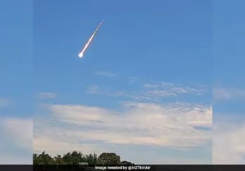 अमेरिकाको एउटा घरमा बज्रिएको उल्कापिण्ड पृथ्वीभन्दा पनि पुरानो भएको अध्ययनको खुलासा