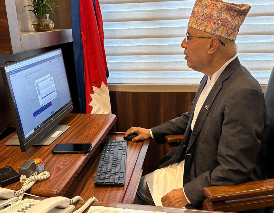 आजदेखि अर्थ मन्त्रालयका सबै टिप्पणीहरु डिजिटल प्रणालीमार्फत, एकीकृत कार्यालय व्यवस्थापन प्रणाली शुरु