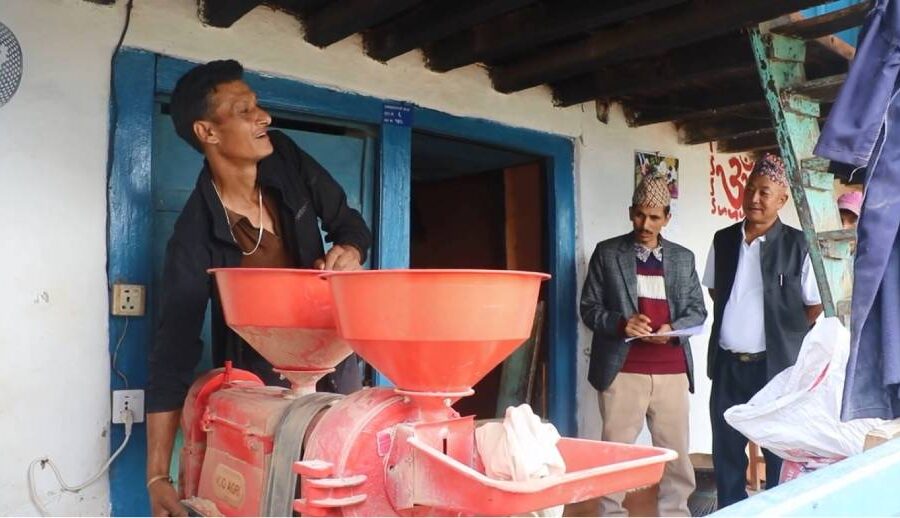 विद्युत् विस्तारपछि भोजपुरका गाउँ–गाउँमा चल्छन् ‘विद्युतीय मिल’