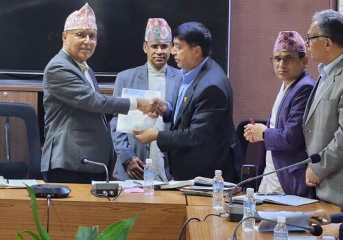 अर्थतन्त्र पुनःउत्थानमा निजी क्षेत्रको साथ, राजश्व विवरण बुझाउने समय एक महिना थप