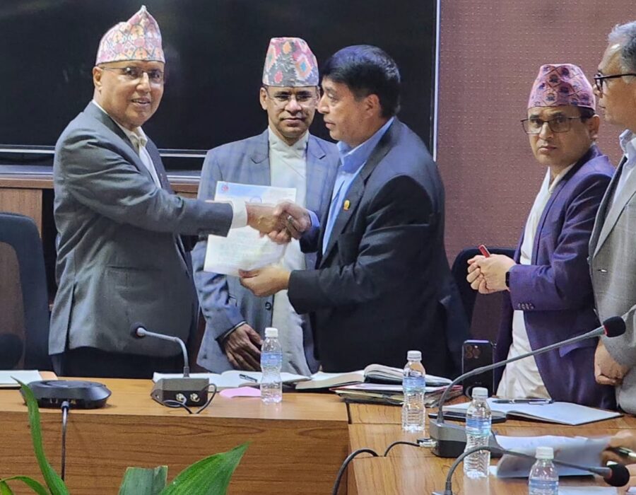 अर्थतन्त्र पुनःउत्थानमा निजी क्षेत्रको साथ, राजश्व विवरण बुझाउने समय एक महिना थप