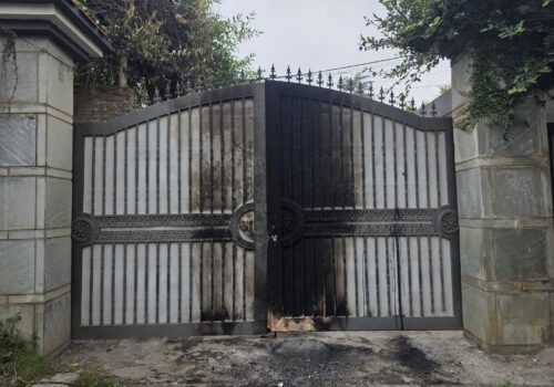 घर जलेको तस्विरसहित उद्यमी शेखर गोल्छाले सामाजिक सञ्जालमा लेखे- रोजगारी सिर्जना र लगानीमा अझ प्रतिबद्ध छौं