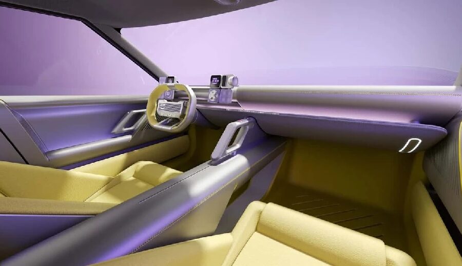 “गाडीमा टच स्क्रिन किन चाहियो, बटनहरू नै फिर्ता ल्याउँदा हुन्न र?: हुण्डाई