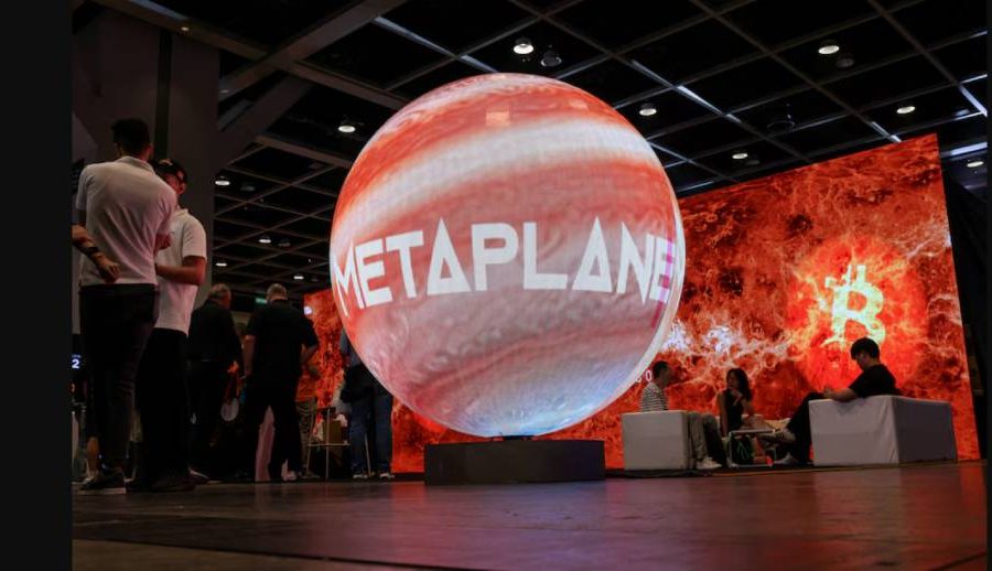 जापानी बिटक्वाइन कम्पनी मेटाप्लानेटले पुँजी योजना पारित गर्दै गर्दा एरिक ट्रम्प उत्रिए मञ्चमा