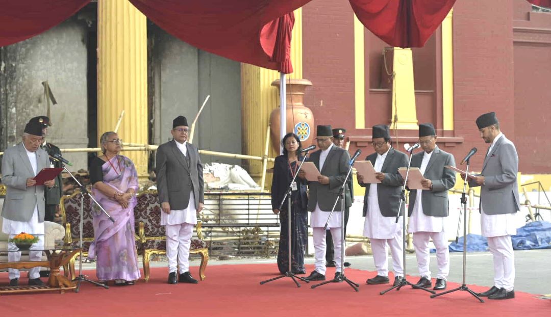 नवनियुक्त मन्त्रीहरुले लिए पद तथा गोपनीयताको शपथ