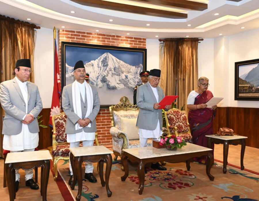 अन्तरिम सरकारका मन्त्रिहरुको चयन अनलाइनमा लिइएको सुझाब मार्फत गरिँदै