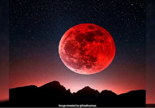 सेप्टेम्बर ७ मा लाग्ने खग्रास चन्द्रग्रहणः कहाँबाट कसरी हेर्ने थाहा पाउनुहोस्