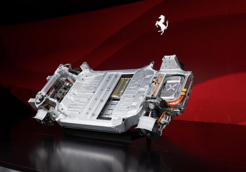 फरारीले अर्को वर्ष आफ्नो पहिलो ईभी ल्याउँदै