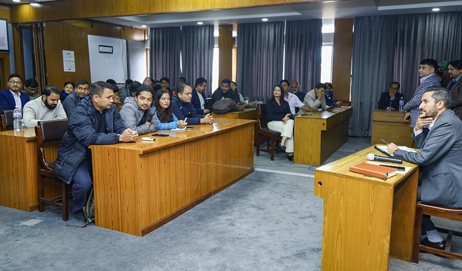 अनलाइन टिभीलाई नयाँ मूलधारको मिडियाका रूपमा स्थापित गर्नुपर्छ : सञ्चारमन्त्री खरेल