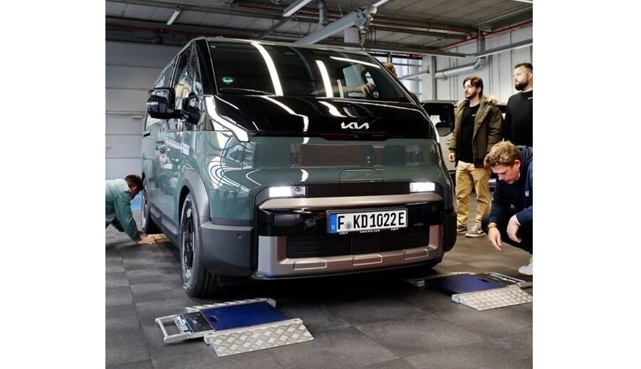 किया पीभी५ ले एक पटकको चार्जमा दूरीको लागि गिनिज रेकर्ड तोड्यो