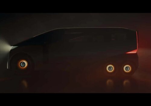 लेक्ससले ६–पाङ्ग्रे मिनिभ्यान प्रस्तुत गर्यो