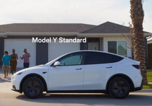 सस्तो मोडेल वाई र मोडेल ३ गाडीहरु ल्याउँदै टेस्ला