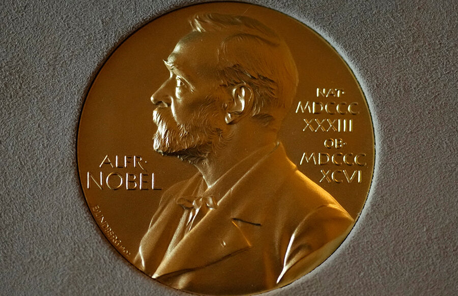 नवप्रवर्तन–सञ्चालित आर्थिक वृद्धिको सिद्धान्तका तीन अर्थशास्त्रीलाई नोबेल सम्मान