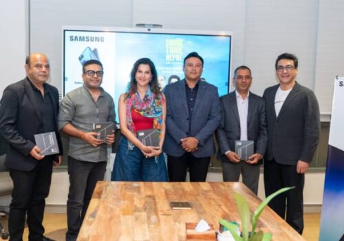 सामसङ नेपालद्वारा शार्क ट्याङ्क नेपालका शार्कहरूलाई ग्यालेक्सी जेड फोल्ड ७ प्रदान