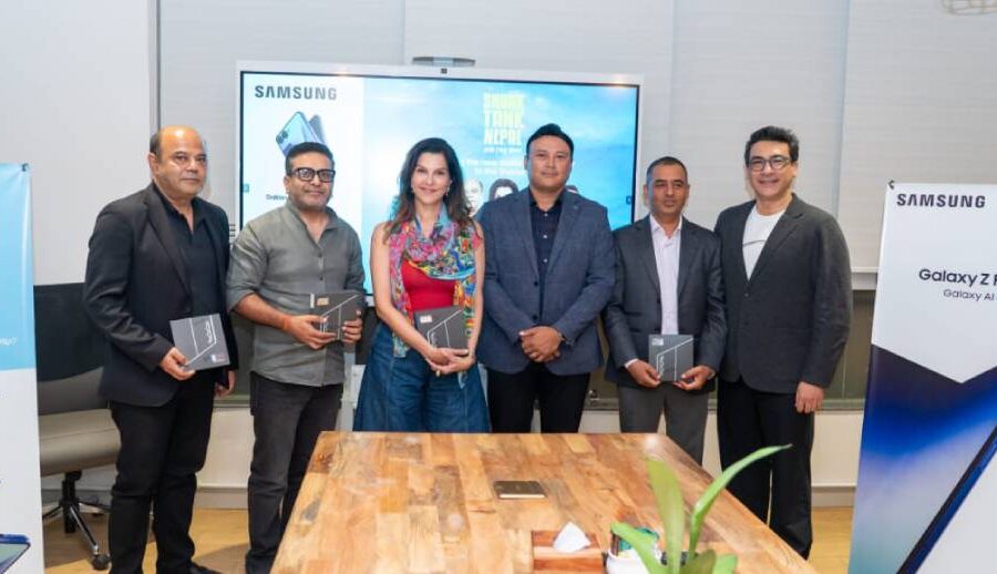 सामसङ नेपालद्वारा शार्क ट्याङ्क नेपालका शार्कहरूलाई ग्यालेक्सी जेड फोल्ड ७ प्रदान