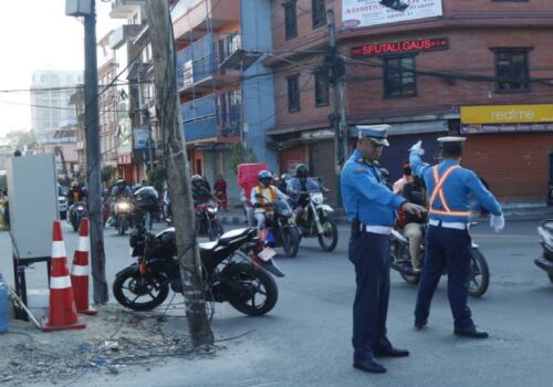 उपत्यकामा सक्रिय ट्राफिक प्रहरी, करिब २०० जना कारबाहीमा