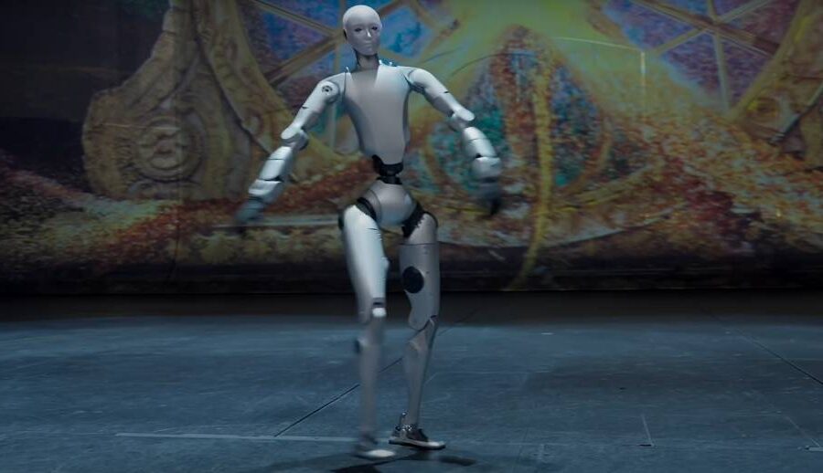 युनिट्रीले बनायो ह्युमनोइड रोबोट पिरोइट: मानिसले झैं कराते खेल्न, मोडलिङ गर्न र नाच्न अब्बल