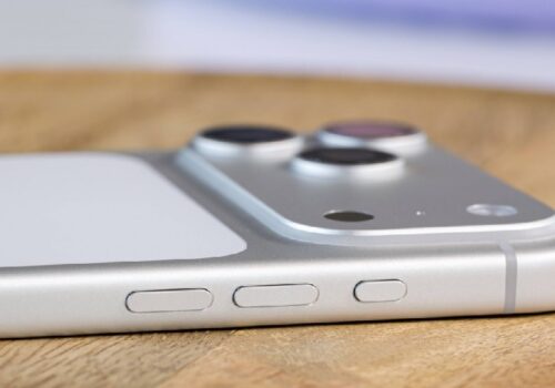 आईफोन २० ले सबै परम्परागत बटनहरू त्याग्ने