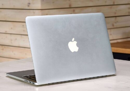 एप्पलको इन्ट्री–लेभल म्याकबुक २०२६ को सुरुवातमा आउने निश्चित