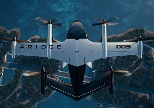 एक्सपेङ एरिजले ५०० किलोमिटर भन्दा बढीको रेन्ज भएको हाइब्रिड फ्लाइङ कार अनावरण गर्यो