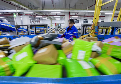 मितव्ययीरुपमा किनमेल गर्नेहरूका कारण चीनको सिंगल डे ११.११ मा अनलाइन बिक्रीमा सुस्तता आएको संकेत