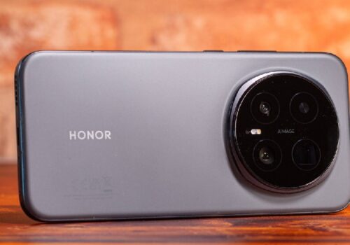 अनर म्याजिक८ मिनी धेरै पातलो हुने र ठूलो ब्याट्री प्याक गर्ने