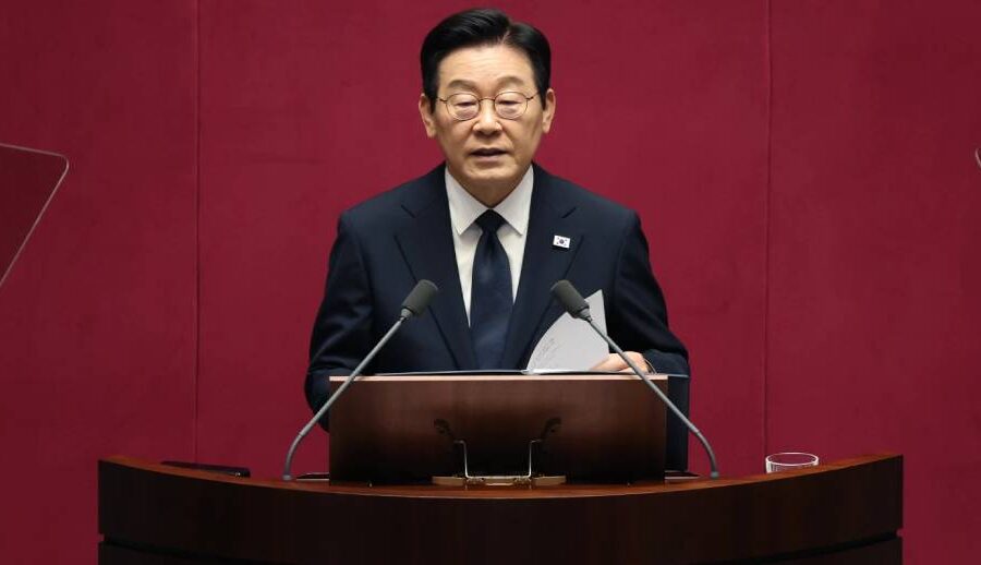 पूर्वाधार र प्रविधि विस्तारका परियोजनामा सरकारी खर्च तीन गुणा बढाउन दक्षिण कोरियाका राष्ट्रपतिको आह्वान