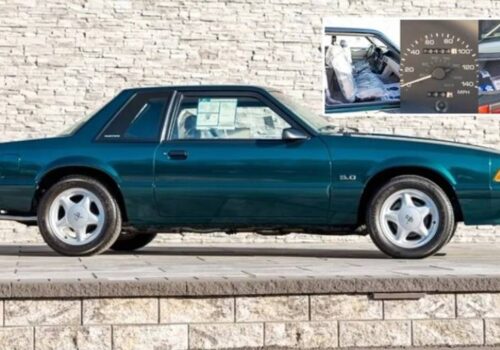 ३३ वर्ष पुरानो फोर्ड मस्ट्याङका लागि यी व्यक्तिले किन तिरे नयाँ पोर्श करेरा ९११ बराबरको मूल्य?