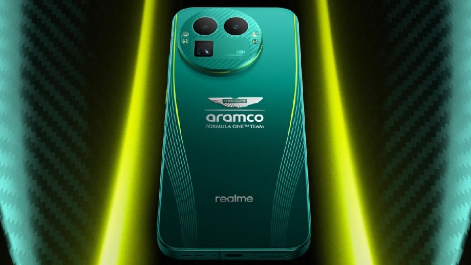 रियलमी जीटी ८ प्रो एस्टन मार्टिन लिमिटेड एडिसन अनावरण