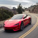 इलन मस्कले यो वर्षभित्र फ्लाइङ कार ल्याउन सक्ने