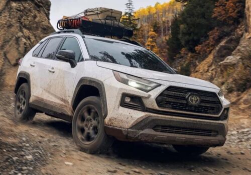 टोयोटाले १० लाखभन्दा बढी कारहरू किन फिर्ता बोलायो?