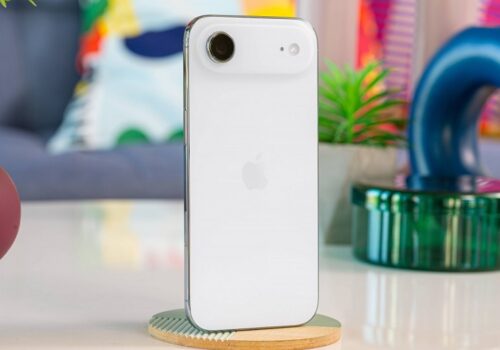 आईफोन एयर २ अब २०२६ मा लन्च हुने ट्र्याकमा फर्किएको नयाँ अफवाहहरूको दावी